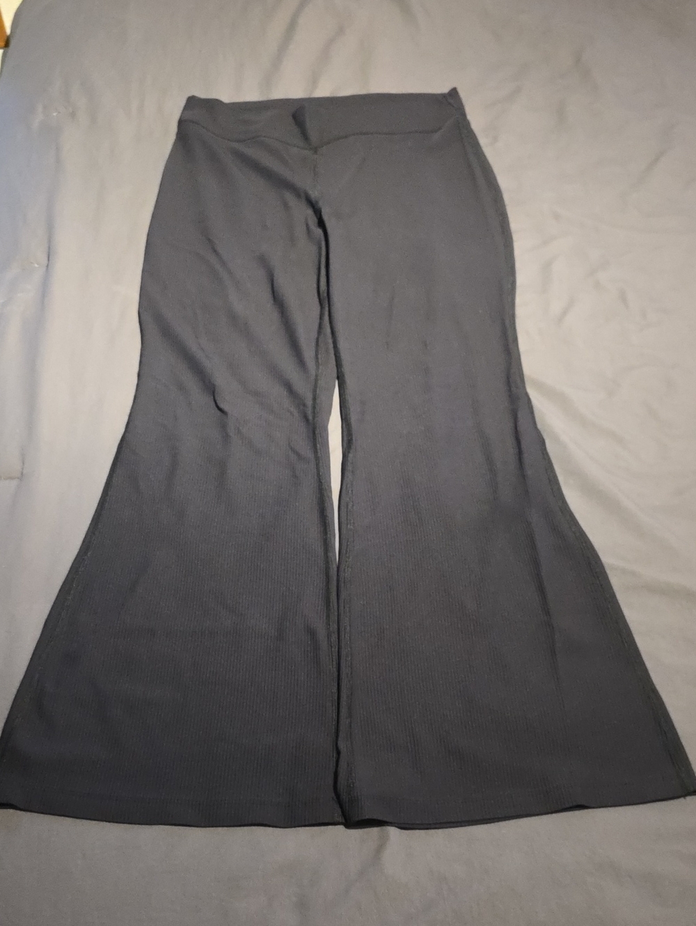 JoyLab Black Ribbed Flare Leggings